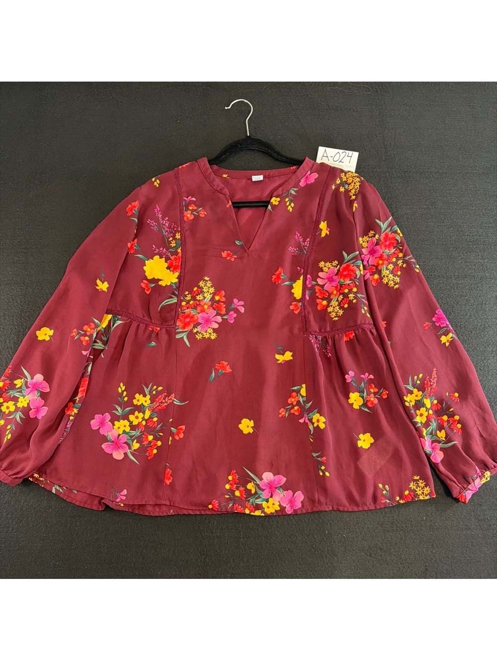 Old Navy Women’s Floral Peplum Blouse Large Burgundy Boho Long Sleeve Top